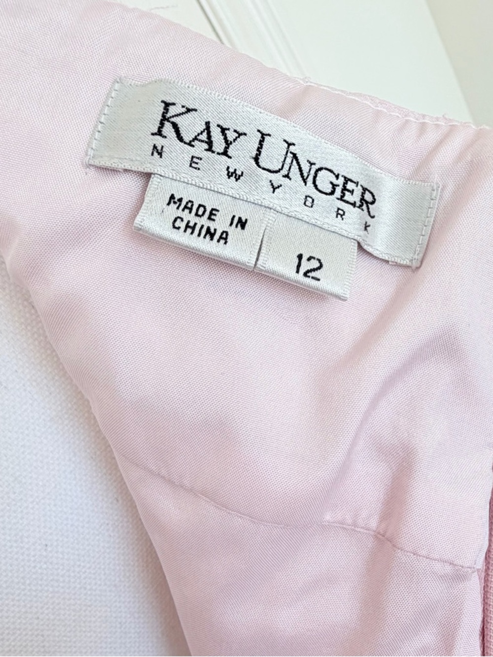 Kay Unger New York Off-the-Shoulder Pleated Floral Jacquard Dress - Pink Size 12 - Picture 10 of 16